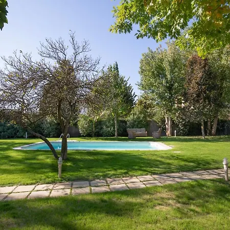 Giardino Lucca Heated Pool, 2 Miles Lucca Villa *