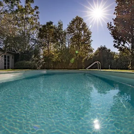 Villa Giardino Lucca Heated Pool, 2 Miles Lucca