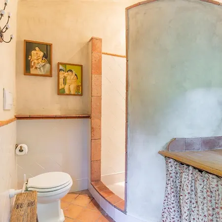 Villa Giardino Lucca Heated Pool, 2 Miles Lucca