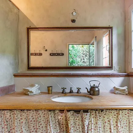 Villa Giardino Lucca Heated Pool, 2 Miles Lucca Capannori