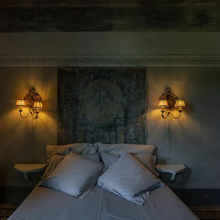 Villa Giardino Lucca Heated Pool, 2 Miles Lucca