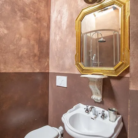 Giardino Lucca Heated Pool, 2 Miles Lucca *