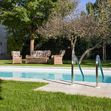 Giardino Lucca Heated Pool, 2 Miles Lucca Villa Capannori