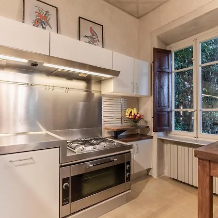 Villa Giardino Lucca Heated Pool, 2 Miles Lucca *
